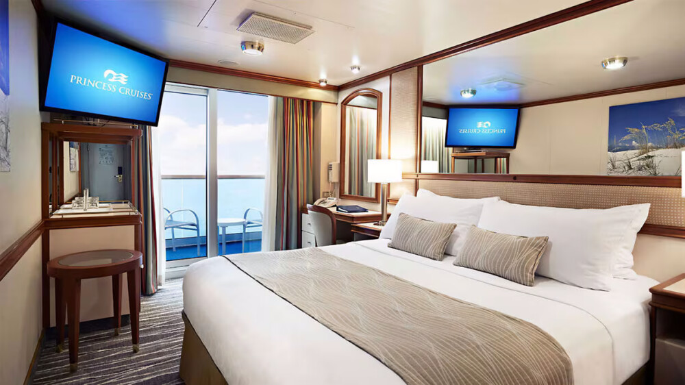 pre royal class balcony stateroom photo 16x9