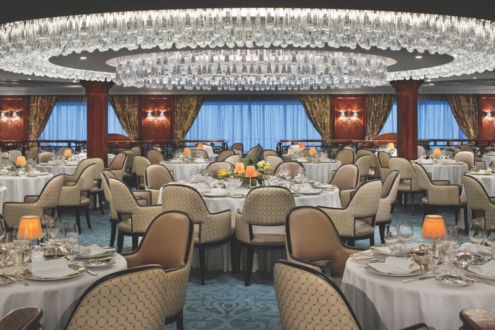 R Class Grand Dining Room