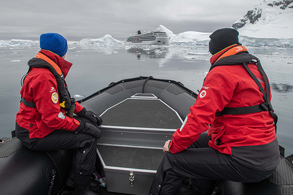 Zodiac Antarctica WEB