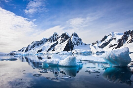 South Shetland Islands & Antarctic Peninsula