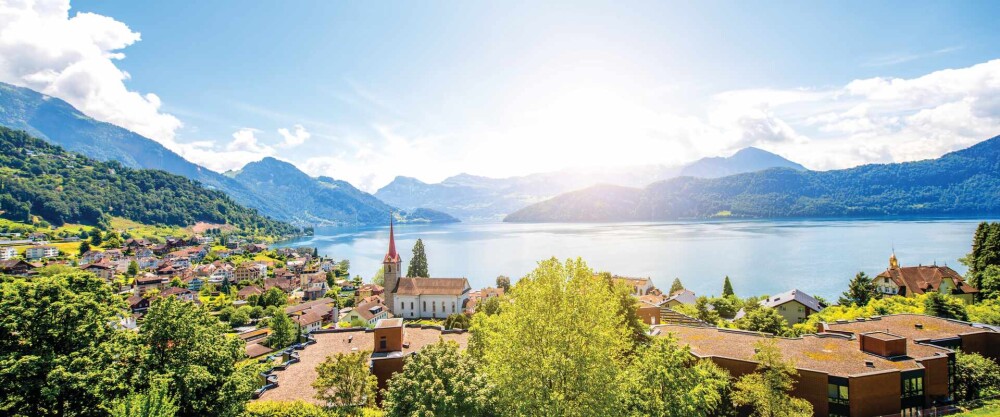 hc a eu switzerland lake lucerne weggis village bright daylight 615098018 i web 12 5