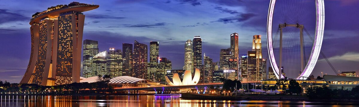 Luxury Singapore Stays