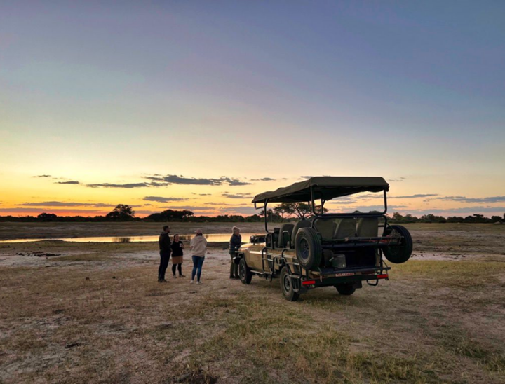 Zimbabwe 6 safari truck